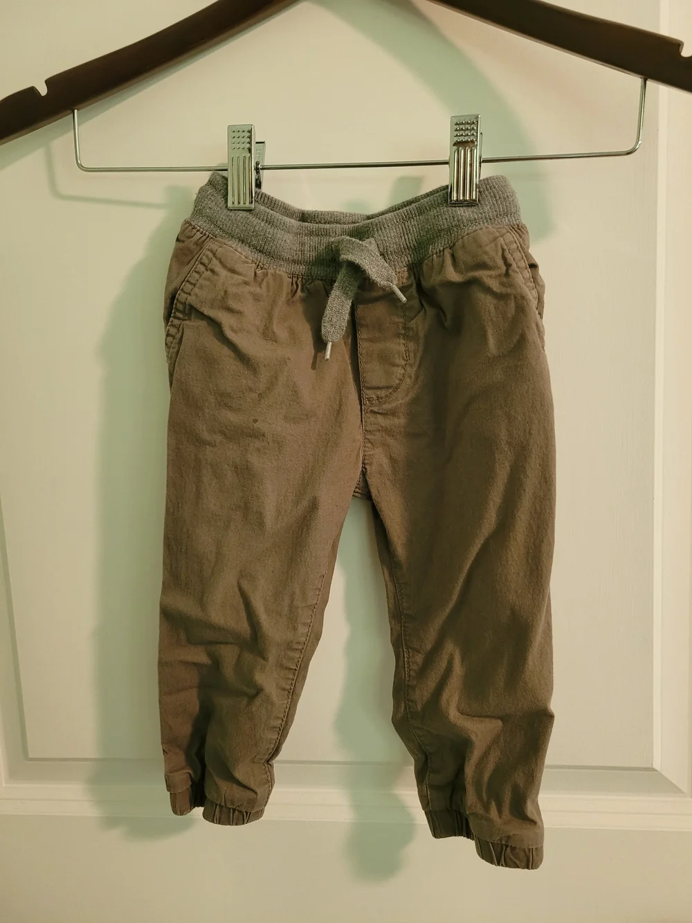 OshKosh B'gosh Taupe With Gray Rib Waist Jogger Pants